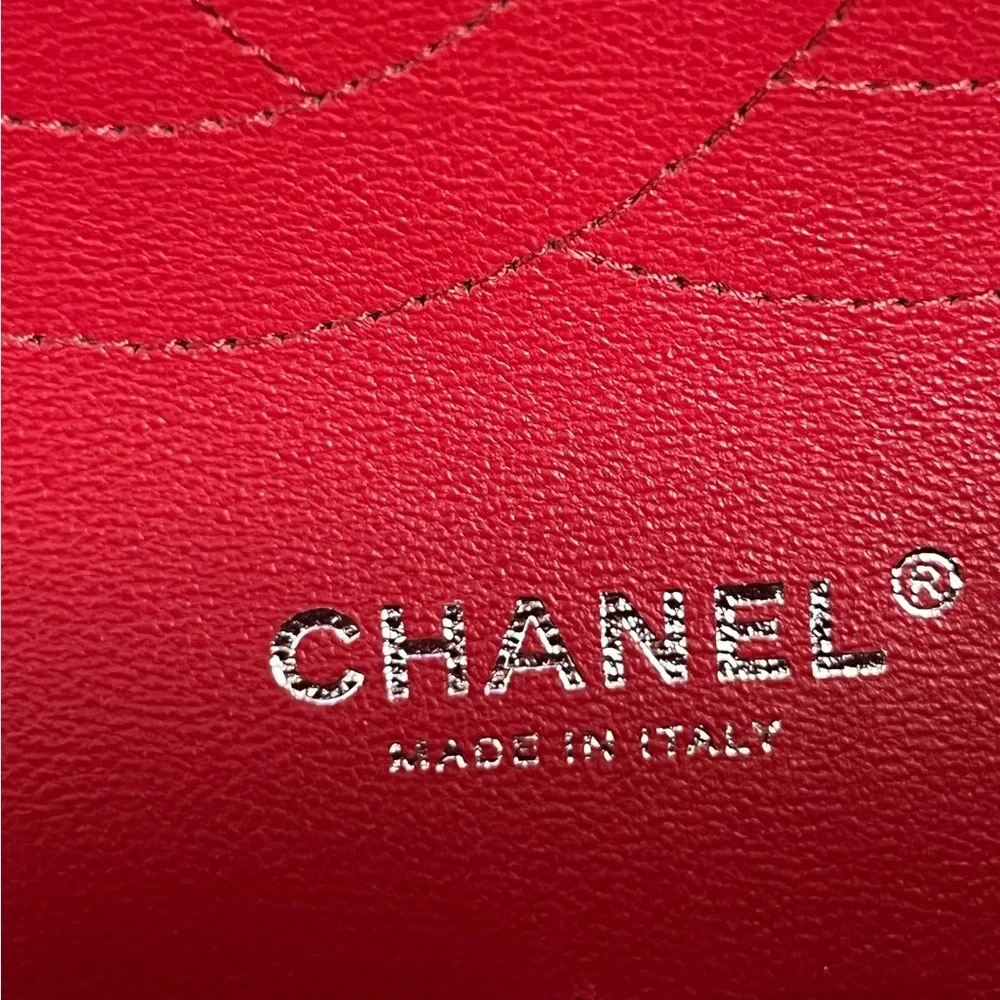 đź–¤SOLD ON WEBSITEđź–¤100% authentic CHANEL classic jumbo double flap red lambskin - Picture 2 of 9